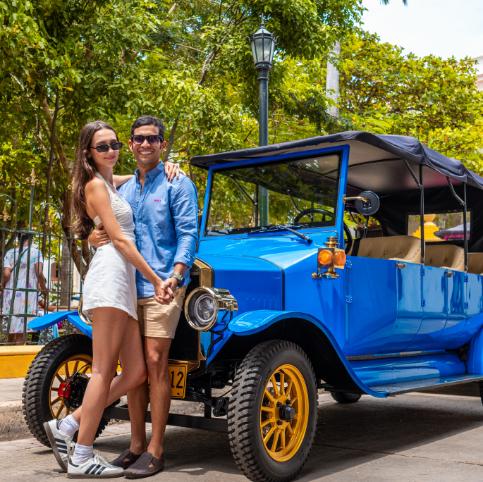 Alquiler de carros antiguos en Cartagena